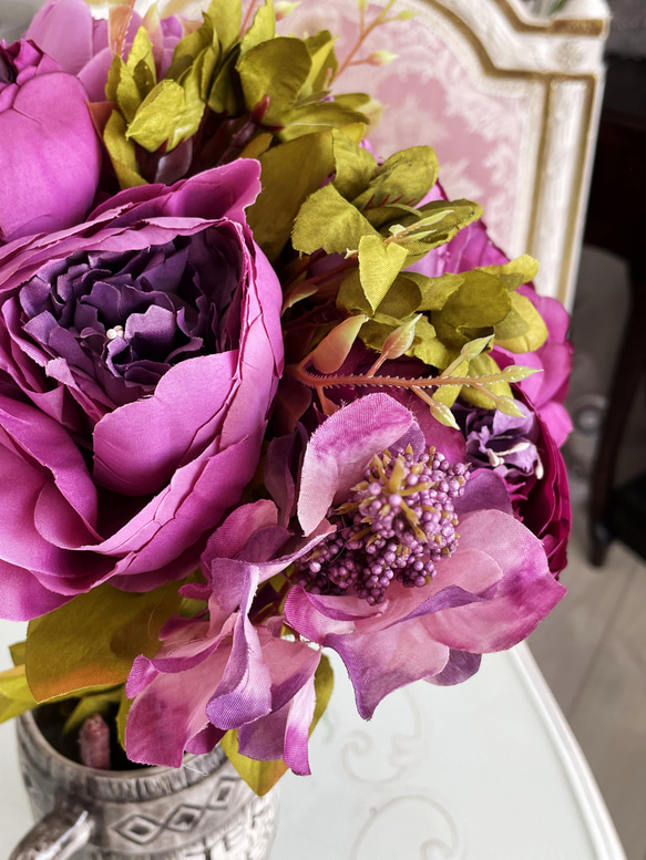 no４,大きめのシャクヤク(紫),つぼみ付き,花束,ヨーロッパスタイル,人工シルク,パーティ 4枚目の画像