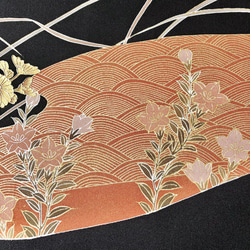 着物のファブリックパネル　黄金の菊花（2枚セット）サスティナブル  着物リメイク　インテリア 7枚目の画像