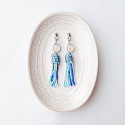 「晴れやかブルー2022」海の光 イヤリング 1枚目の画像