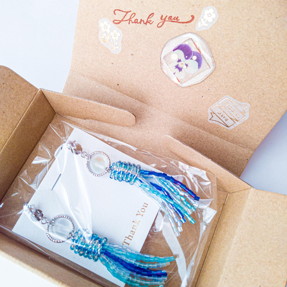 「晴れやかブルー2022」海の光 イヤリング 5枚目の画像