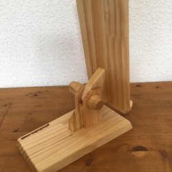 スマホが幸せになる手作りスマホスタンド　角度調整式　木製　おしゃれ　ぬくもり　癒し　色クリアー 5枚目の画像