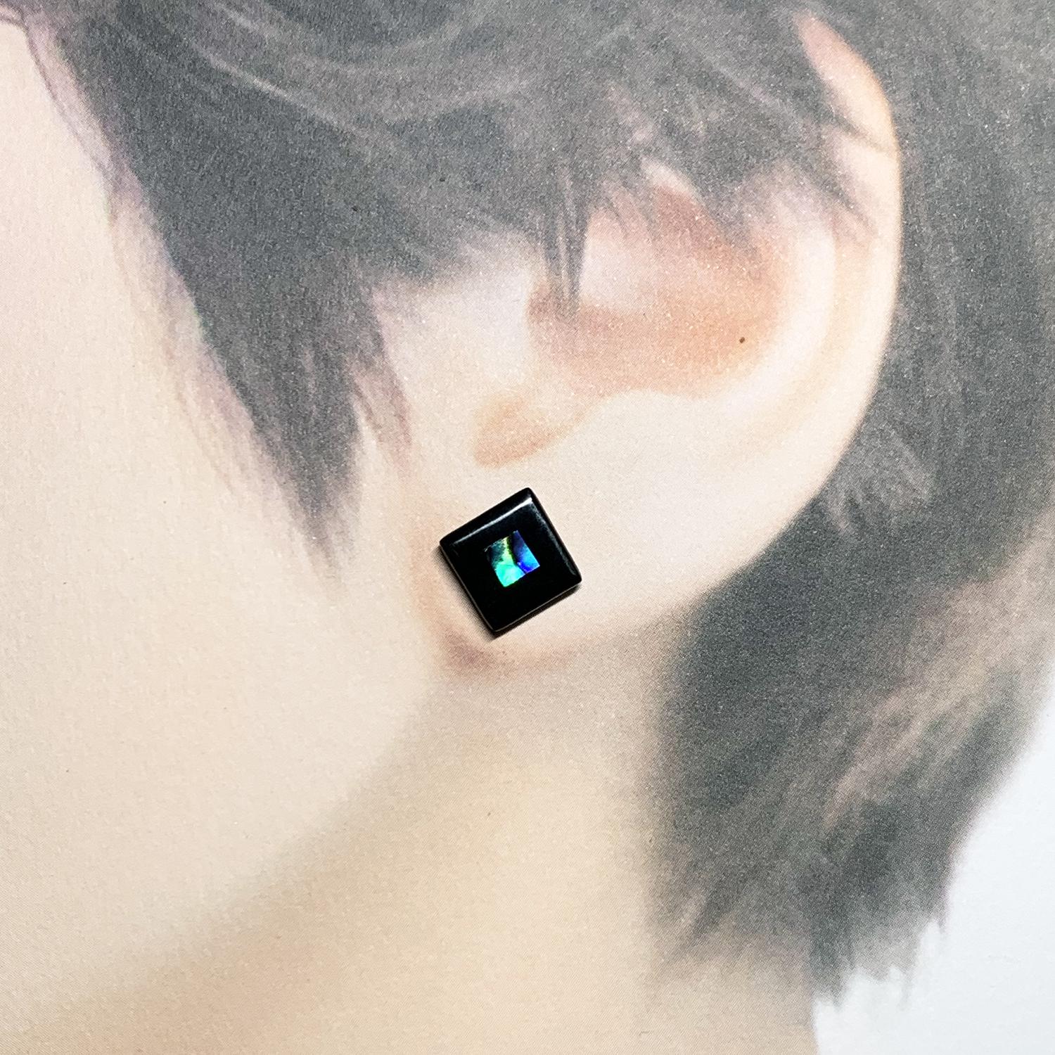 Square 漆ピアス【漆・螺鈿】