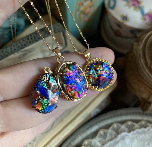 スモールプラネット カラフル 西洋 ウエスタンアンティーク ガラス 惑星 宇宙 ネックレス