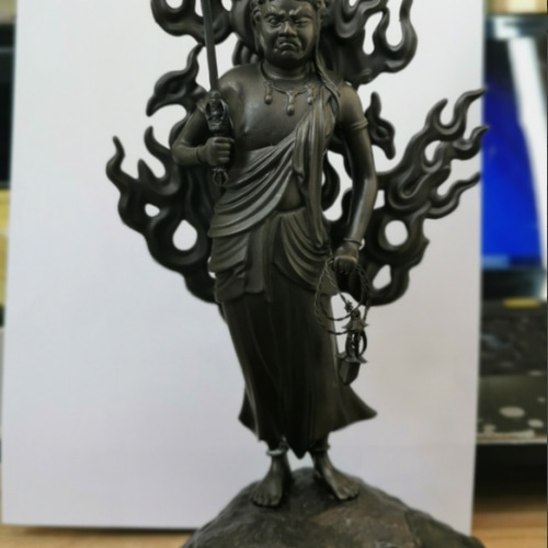大型高30cm 豪華！仏像不動明王立像 銅製品 仏教美術品 真言宗 彫刻 繊細彫刻 大型高30cm 豪華！ 貴重古美術 仏像不動明王立像 銅製品 仏教