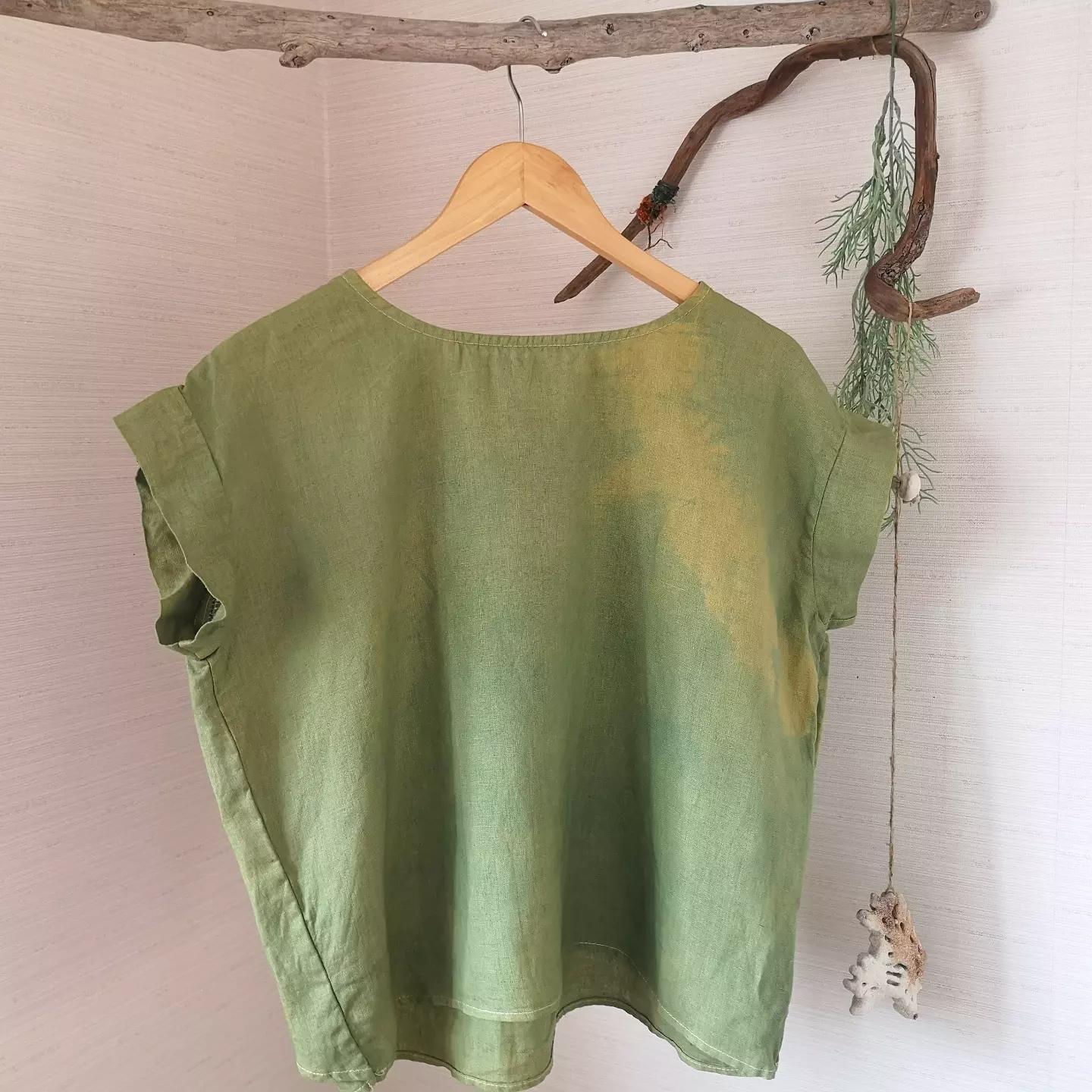 〘30%off〙草木染め moon linen tops * 草木染めひらり麻カットソー 藍染め羽根トップス 蓮染め