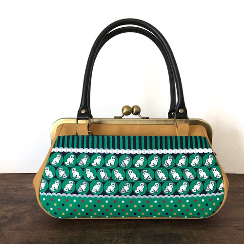 おすまし子猫のがま口バッグ／グリーン×マスタード （24cm口金