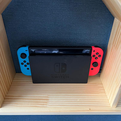 送料無料】 ウォールシェルフ ハウス 柵付き Switch 収納 80cm  