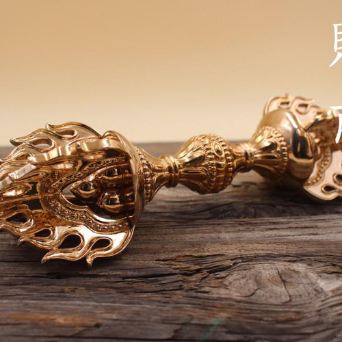 【修縁堂】真言宗 金剛降魔法器仏具 摩利支天 vajra 密教法具古美術品 密教法具 寺院用仏具」真言宗 五鈷杵/金剛鈴 2点 真鍮製 磨き
