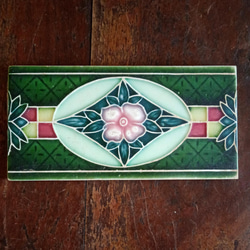 里帰り便・淡路島ダントー社のマジョリカタイル・100年前に海を