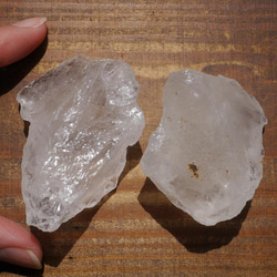 天然石2個セット約53g約48g 水晶ラフロック(ブラジル産)原石クォーツ穴なしクリスタル[qz-220420-01] 19枚目の画像