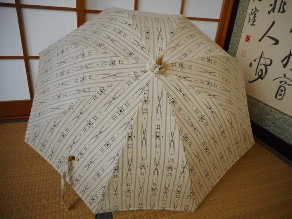 手織り紬の日傘（傘袋付き） 4枚目の画像