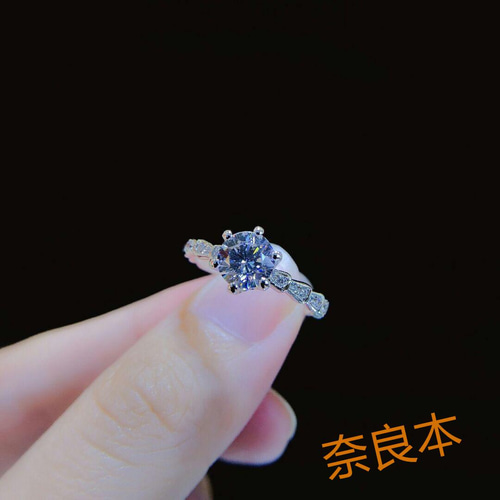 新品 『超人気』プラチナの定番指輪1カラットの女性のダイヤの指輪 