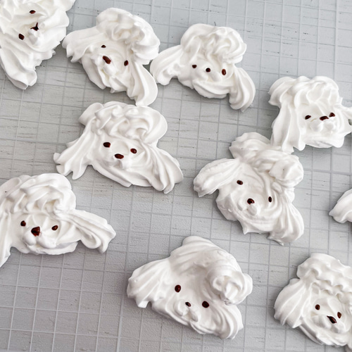 わんちゃん／ホイップ/2pcs デコパーツ breeze 通販 13805611｜Creema