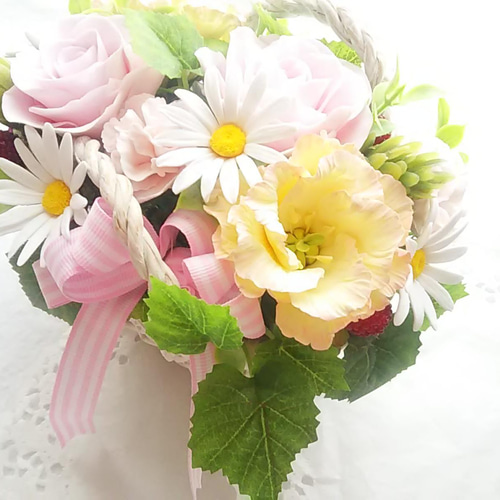 ❁ふんわりかわいいお花を詰め込んだクレイフラワーバスケット