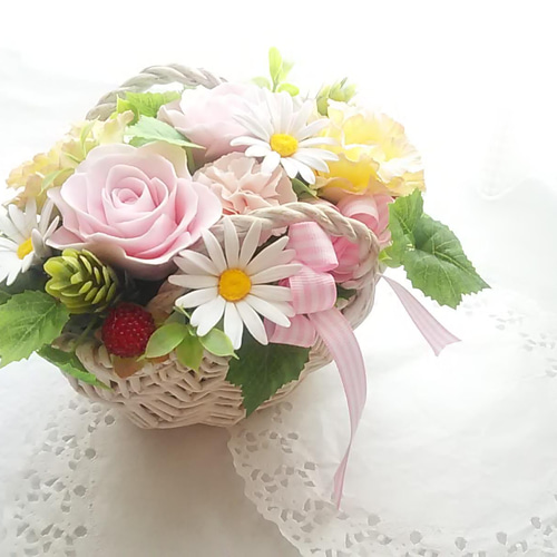 ❁ふんわりかわいいお花を詰め込んだクレイフラワーバスケット