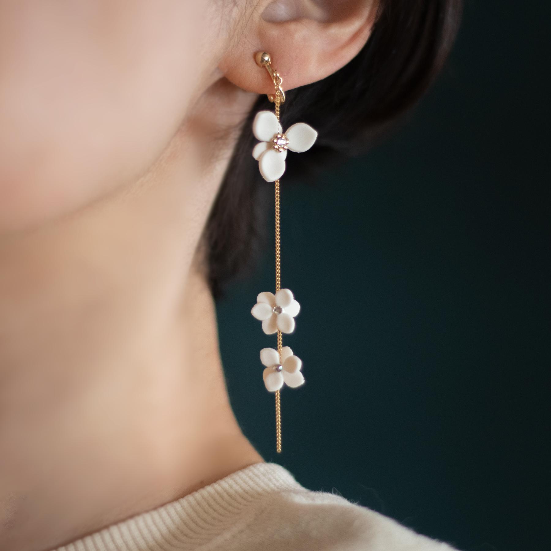 イヤリング チェーン No.814【10ペア】 ハンドメイド ピアス 白い花