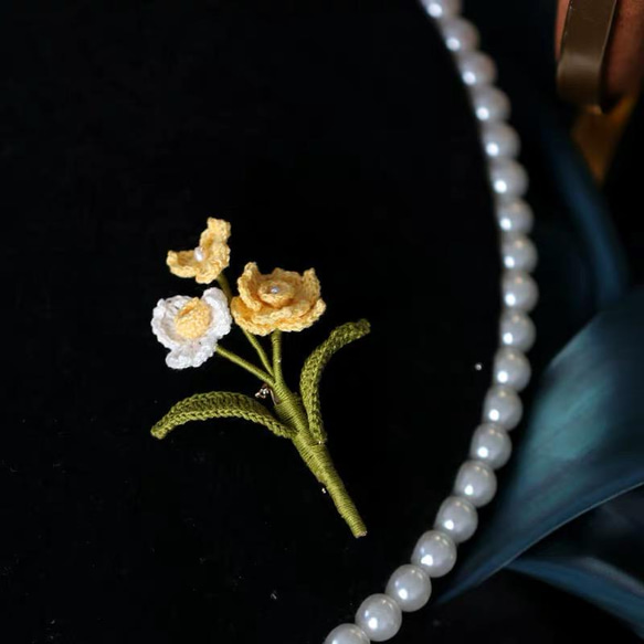 花束ブローチ ホワイト イエロー パール プレゼント 3枚目の画像
