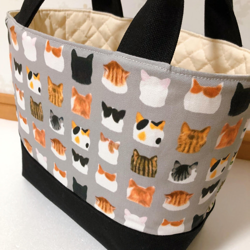 1210．大人可愛い ねこ猫ネコ柄 ランチバッグ お散歩バッグ