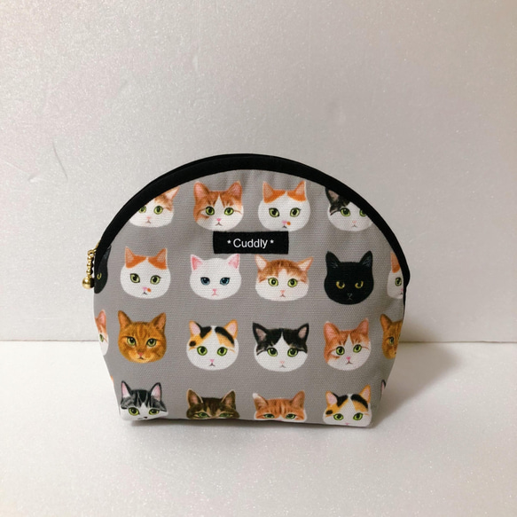 1211．大人可愛い ねこ猫ネコ柄のポーチ 再販5 ポーチ