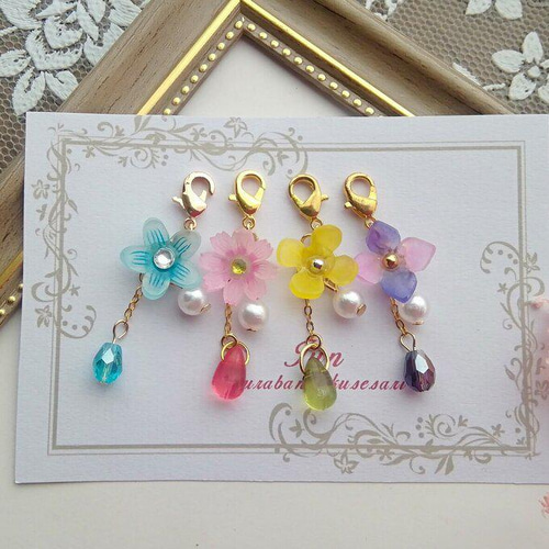 薔薇のマスクチャーム2個セット ピアス ハンドメイド