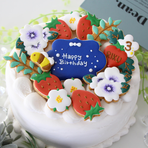 【ひまわり様】フェイクスイーツ◆薔薇飾り♡ホール苺サンドの大きなマカロンケーキ◆ ひまわり様】フェイクスイーツ◇薔薇飾り♡ホール苺サンドの