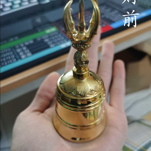 密教法具 真言宗 五鈷金剛鈴 鐘 寺院用仏具 真鍮製 17cm その他 密教法具 真言宗 五鈷金剛鈴 鐘 寺院用仏具 真鍮製 17cm その他