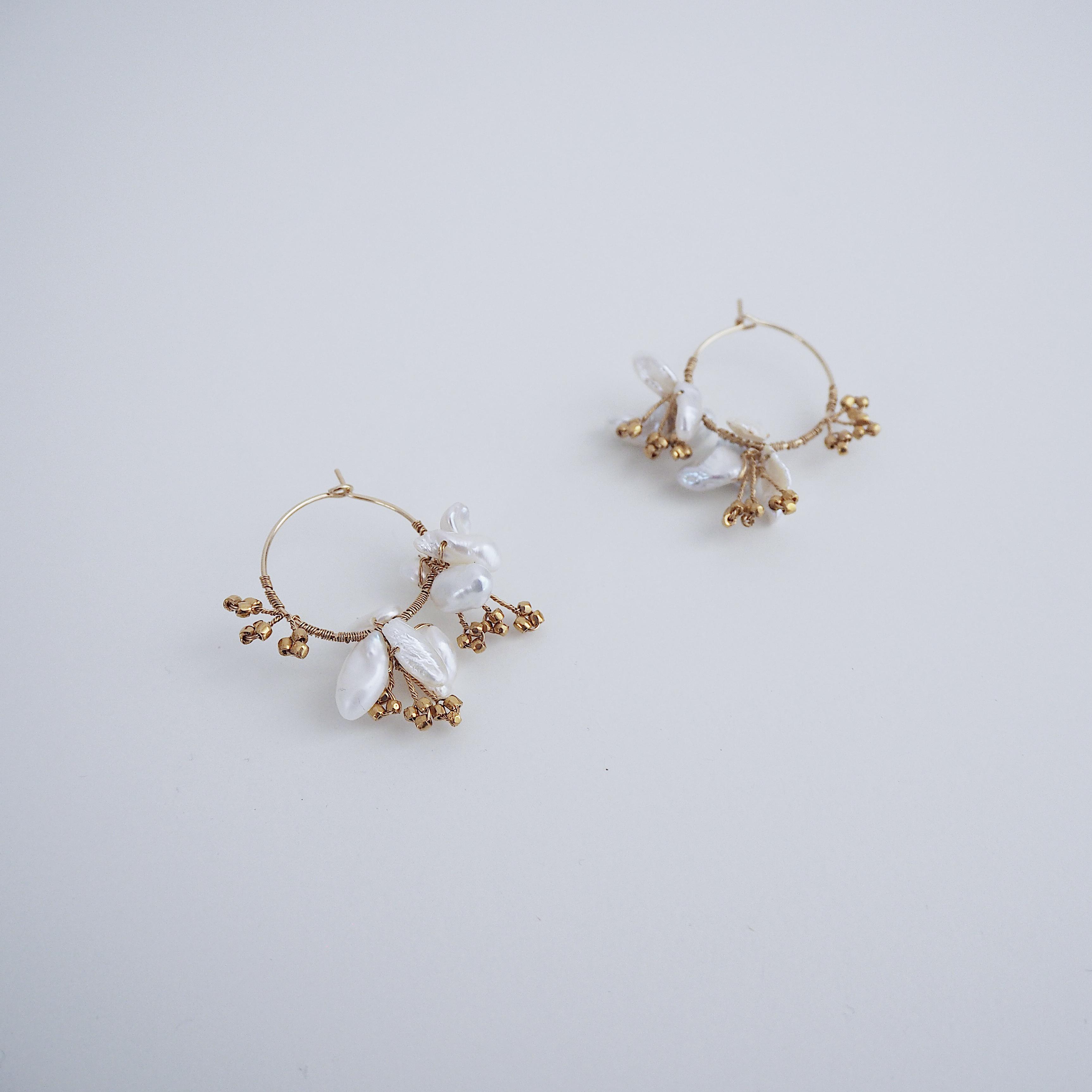 オリエンタルフラワーフープ ピアス