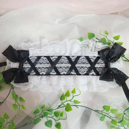 フリルリボンの編み上げ風ヘッドドレス♡ブラック×ホワイト ヘッド