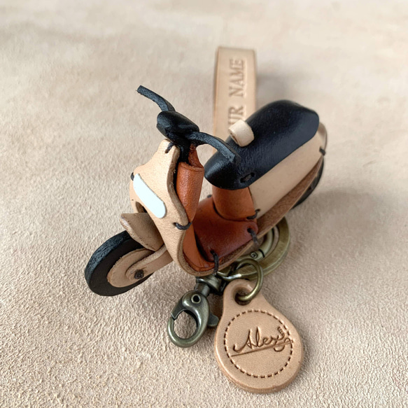 GOGORO3代-復刻造型鑰匙圈 (可選色) 真皮植鞣 皮革鑰匙圈 吊飾 第1張的照片