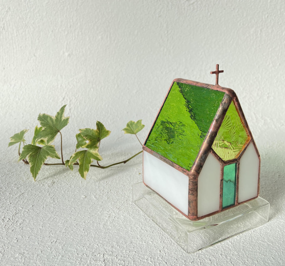 [Medium Church or house] 翡翠綠彩色玻璃 LED 燭台 第3張的照片