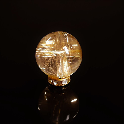 クロスしたルチルがお洒落】現品一点物 1粒売り ゴールドルチル