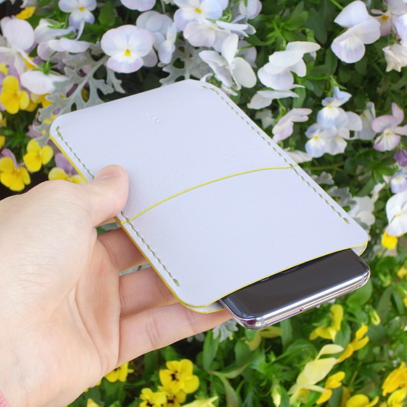 全機種対応スマホケース【spot/すぽっと】革 花いろ 藤色 ペールパープル 手縫い iPhone17 Pixel10他 6枚目の画像