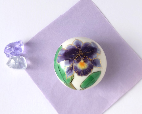 小さな可愛いボンボニエール。カトレア ボンボニエール 磁器 その他