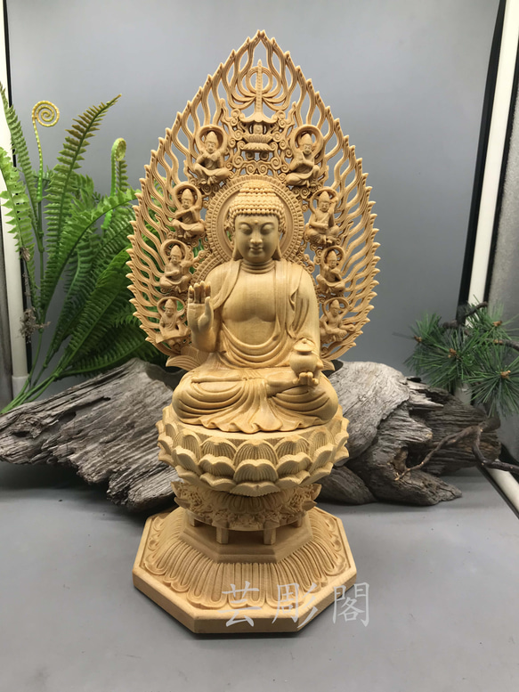 薬師如来座像  木彫仏像  極上品  供養品  仏教美術品 4枚目の画像