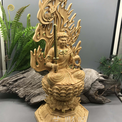 極上品  不動明王  切金  木彫仏像  仏教美術  彫刻工芸品  精密彫刻   職人手作り 3枚目の画像