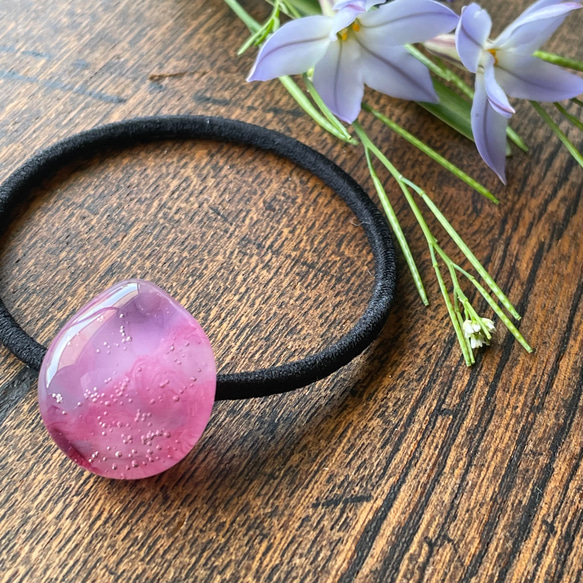 ガラスの ヘアゴム 紫陽花色 ピンク ヘアゴム あめふり 通販 13812366