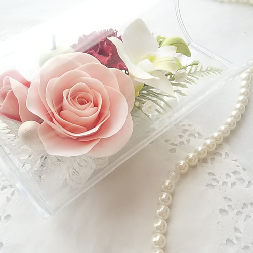 クレイフラワー❁ロココ調薔薇のフラワーアレンジメント❁ハンドメイド クレイフラワー❁ロココ調薔薇のフラワーアレンジメント