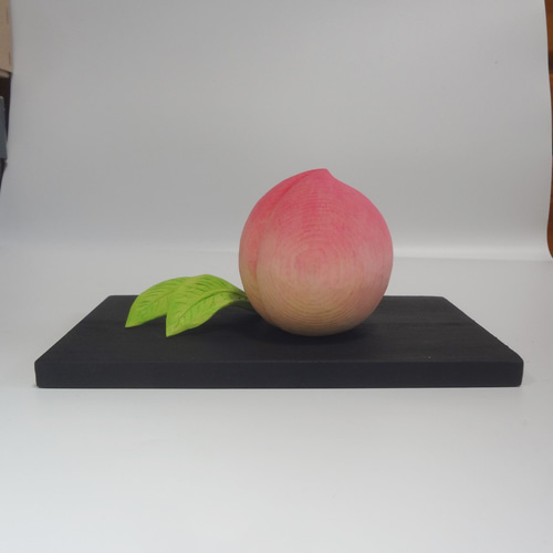 癒しの 木彫アート 『 桃 （大）』 静物彫刻 もも 古代桃 果物 ピンク