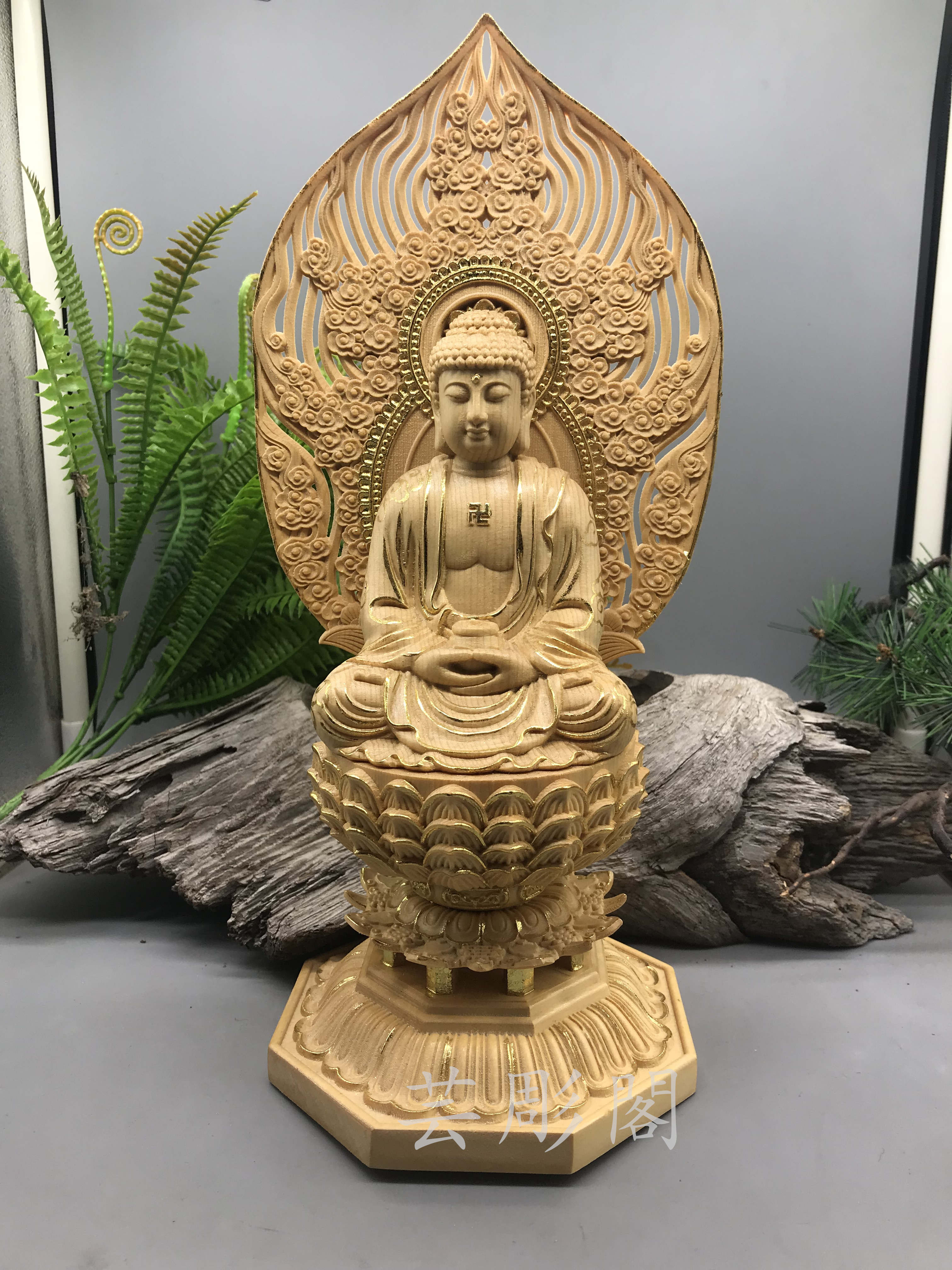 金彩 仏像 一木造り 木彫 骨董 仏教美術 古美術 金箔 釈迦如来立像