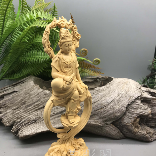 木彫り像 □四代目韋駄天像 -令和7年 身丈1尺5寸(総高約55㎝) 楠 -個人蔵 手に宝