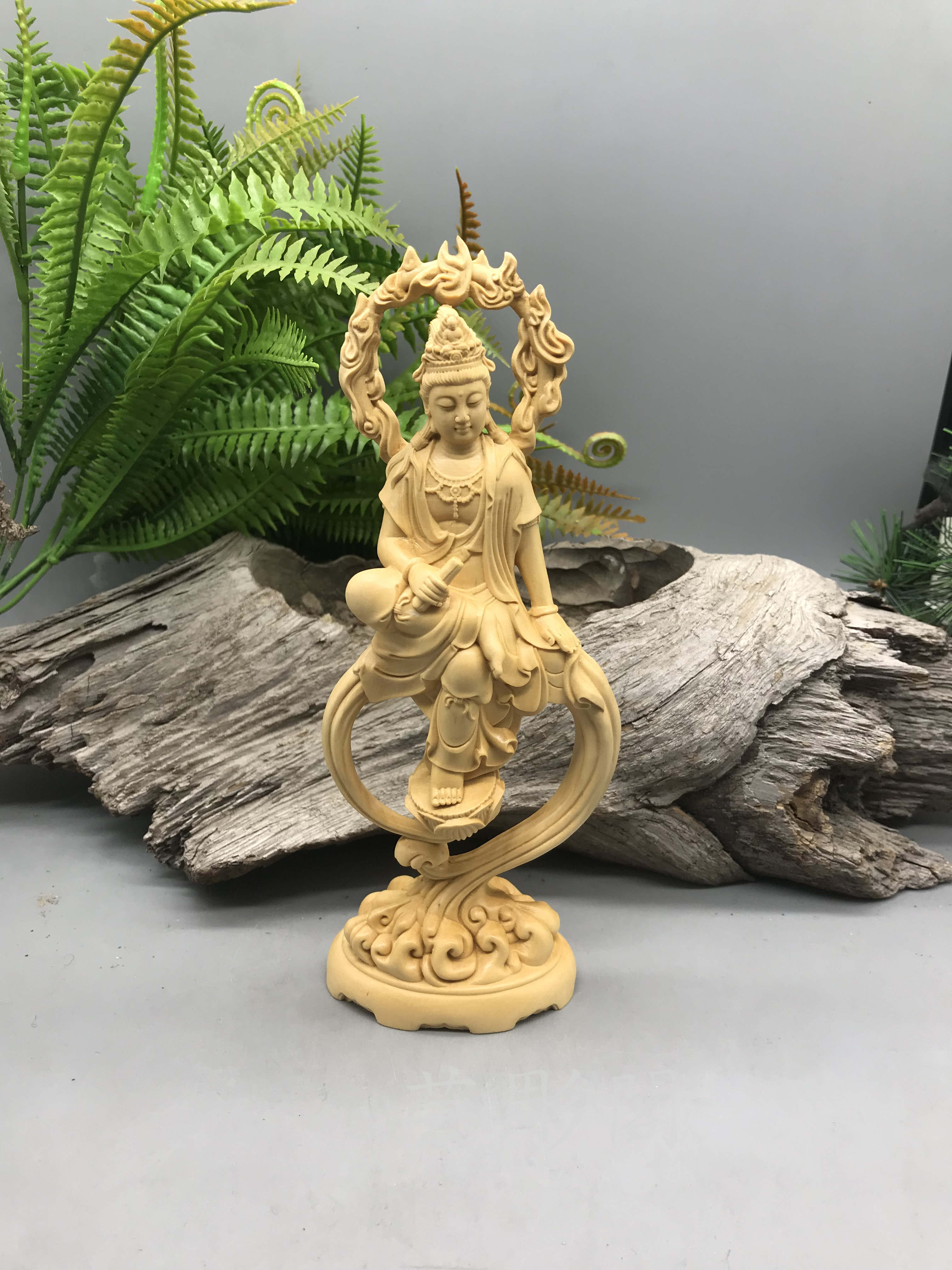 送料無料　清時代　龍眼木彫刻　観音坐像　仏像　仏教美術　高さ22ｃｍ 送料無料 清時代 龍眼木彫刻 観音坐像 仏像 仏教美術 高さ22cm