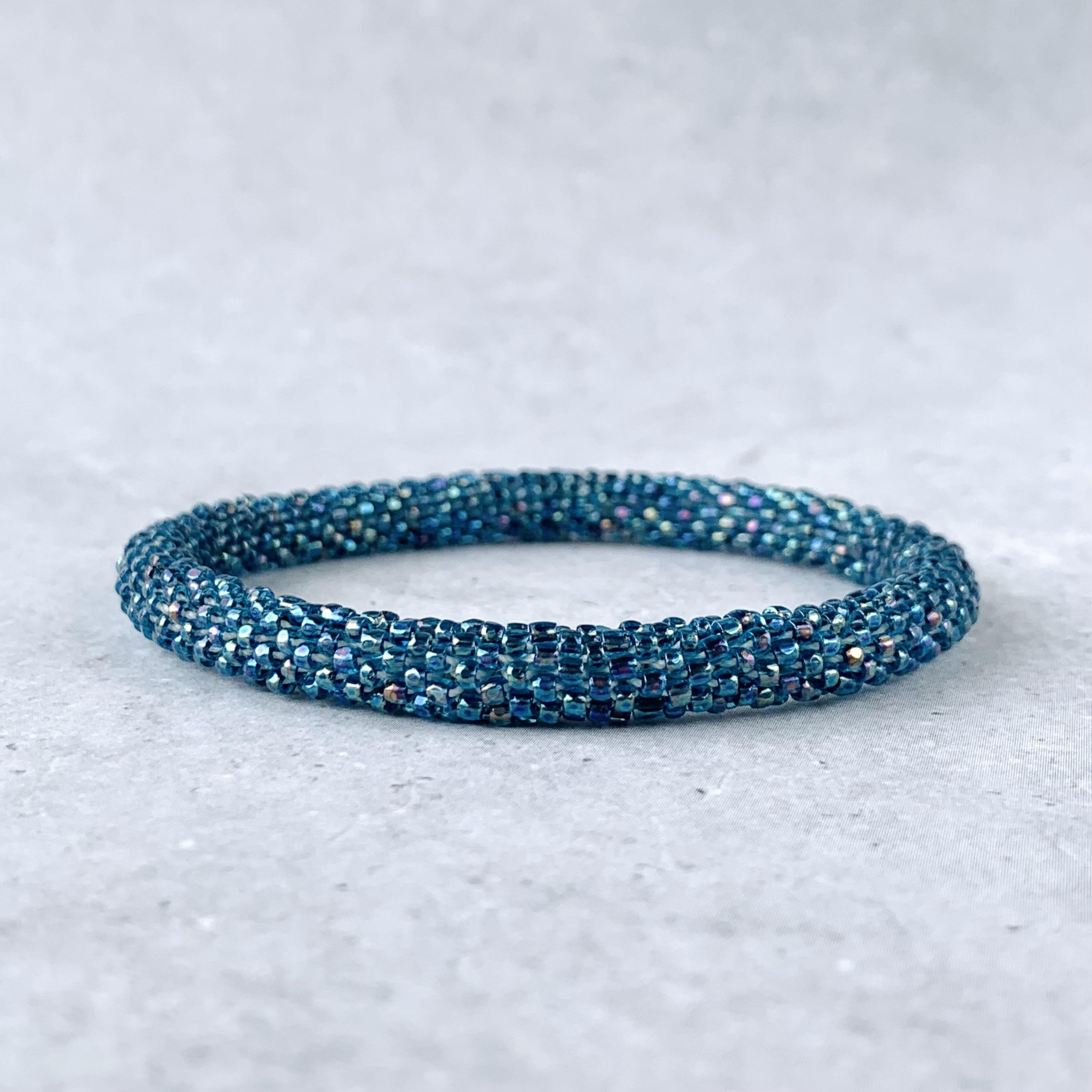 ビーズクロッシェブレスレット[marine blue]:青 海 夏 ブレスレット 糸