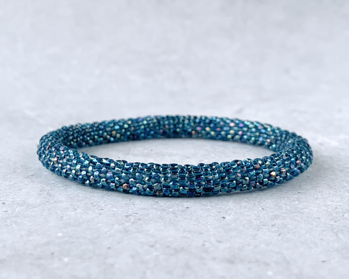 ビーズクロッシェブレスレット[marine blue]:青 海 夏 ブレスレット 糸