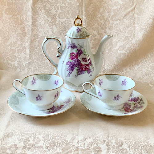 お茶会セット(ライラック)限定一点 ティーポットとティー碗皿2客