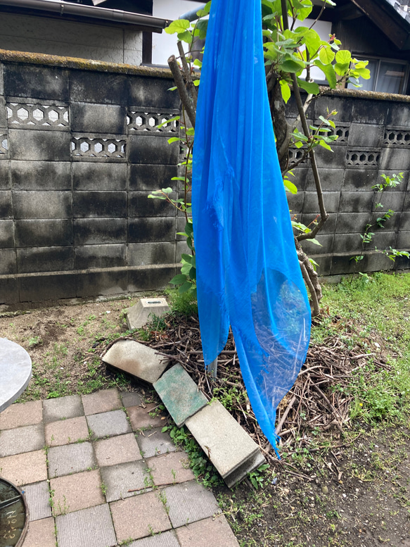 薄手グラデーションストール　マリンブルー　 5枚目の画像