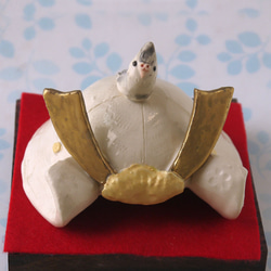 端午の節句飾り 鯉のぼり「こいのぼりに乗ったオカメインコ」（陶器の