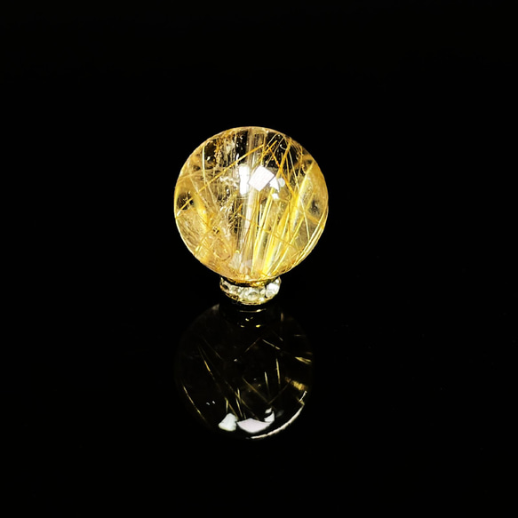【透明感抜群の一粒】１５ミリ 一点物 1粒売り ゴールドルチル クォーツ 金針水晶 ＫＹＧ３５ お守り効果 天然石 2枚目の画像