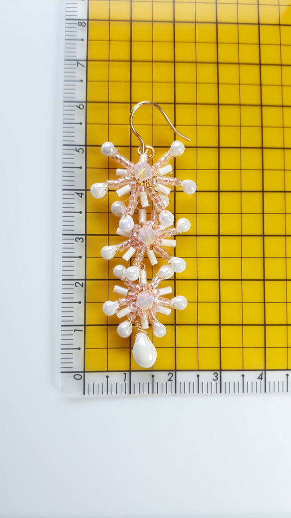 ピンクのビーズのイヤリングアクセサリー / 6.00 cm 5枚目の画像