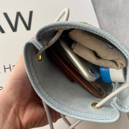 ミナペルホネン　celebrate スマホお財布ショルダーポシェット/小銭入れ 本革 スマホショルダー お財布 ミニ ショルダー ポーチ バッグ