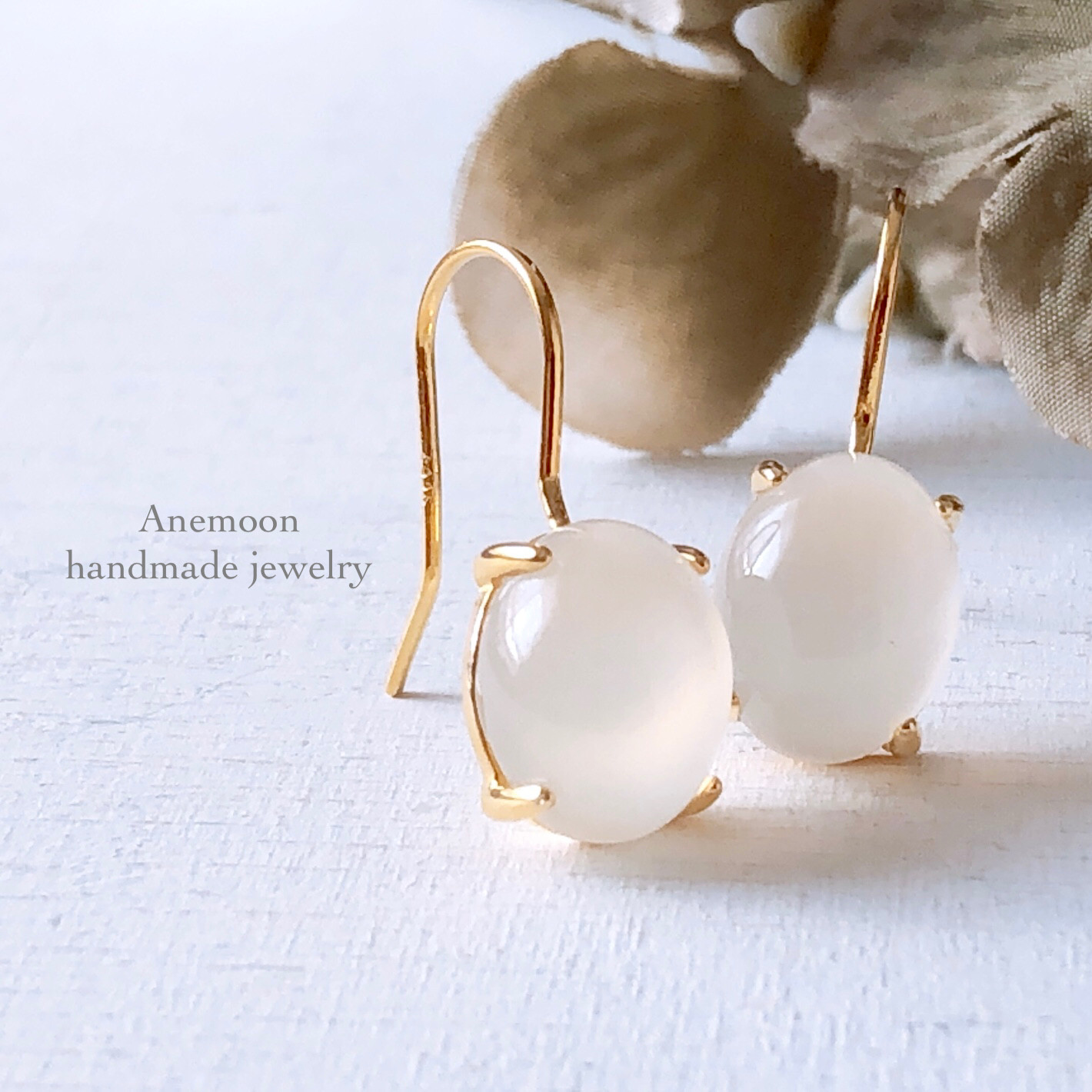 【天然石ムーンストーン10×8mm silver925製18kgpフックピアス】6月誕生石 両耳用